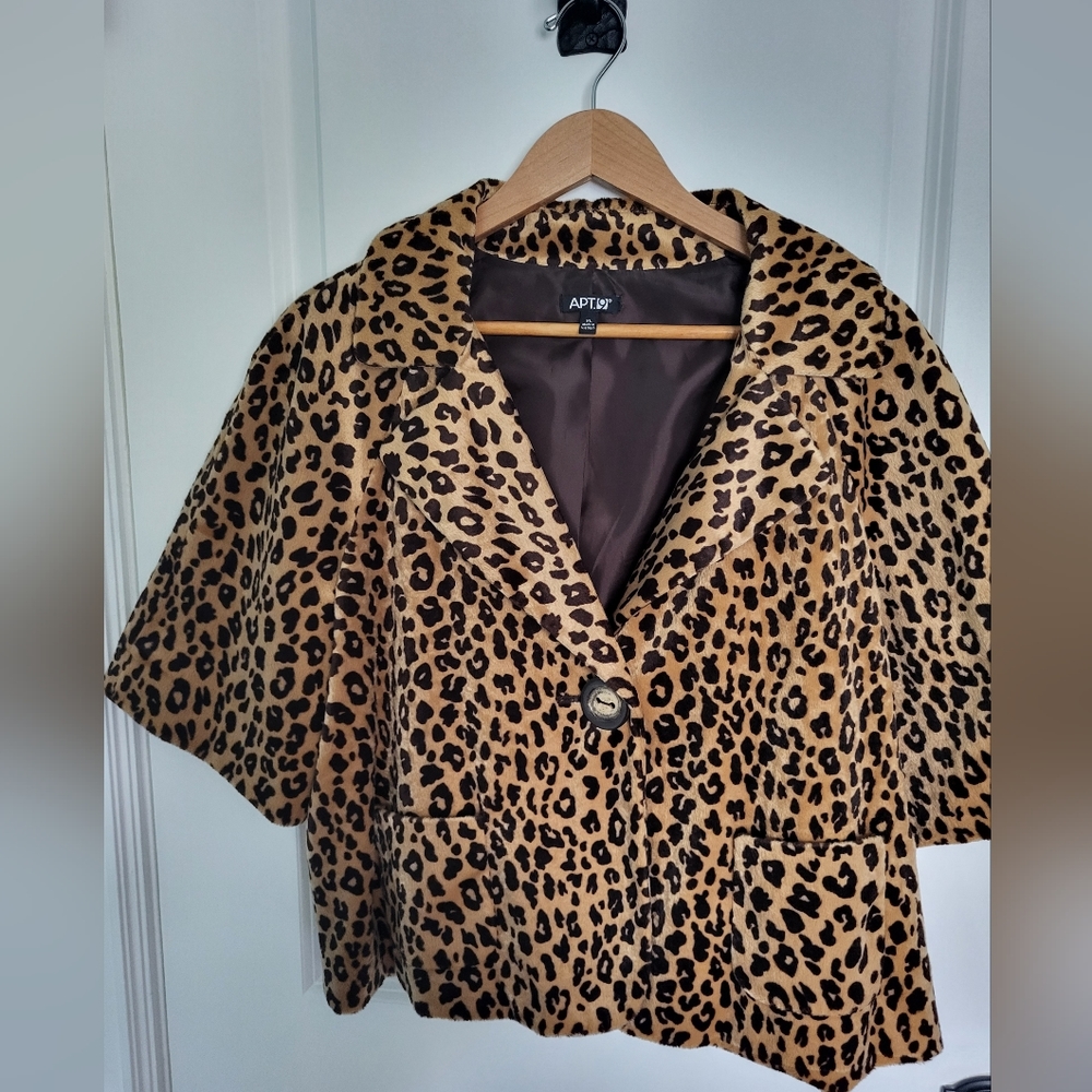 Shawl style leopard print jacket, size XL